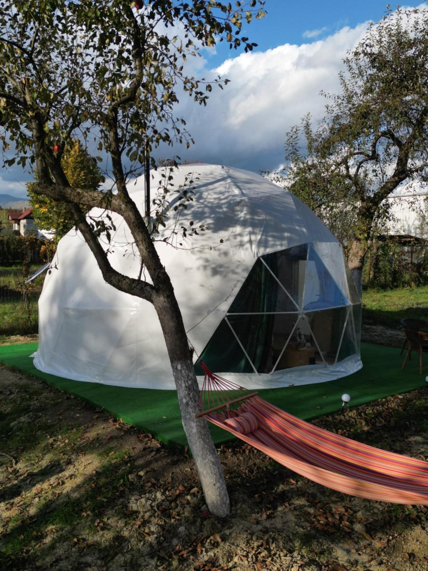 The Frog Glamping Hotel Horezu Ngoại thất bức ảnh