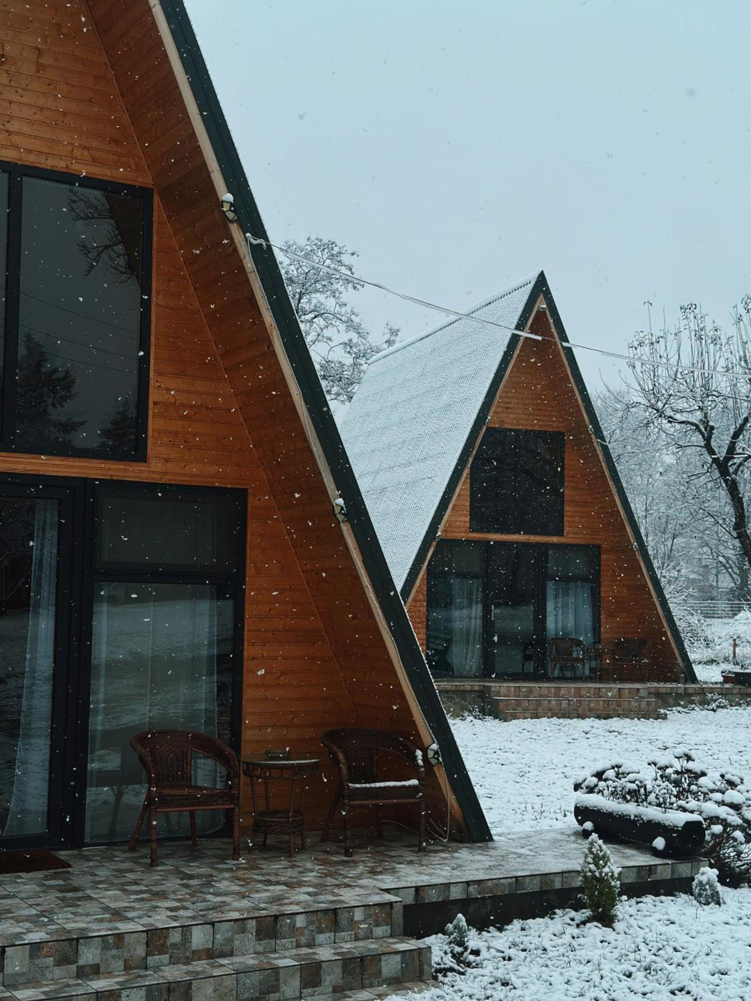The Frog Glamping Hotel Horezu Ngoại thất bức ảnh