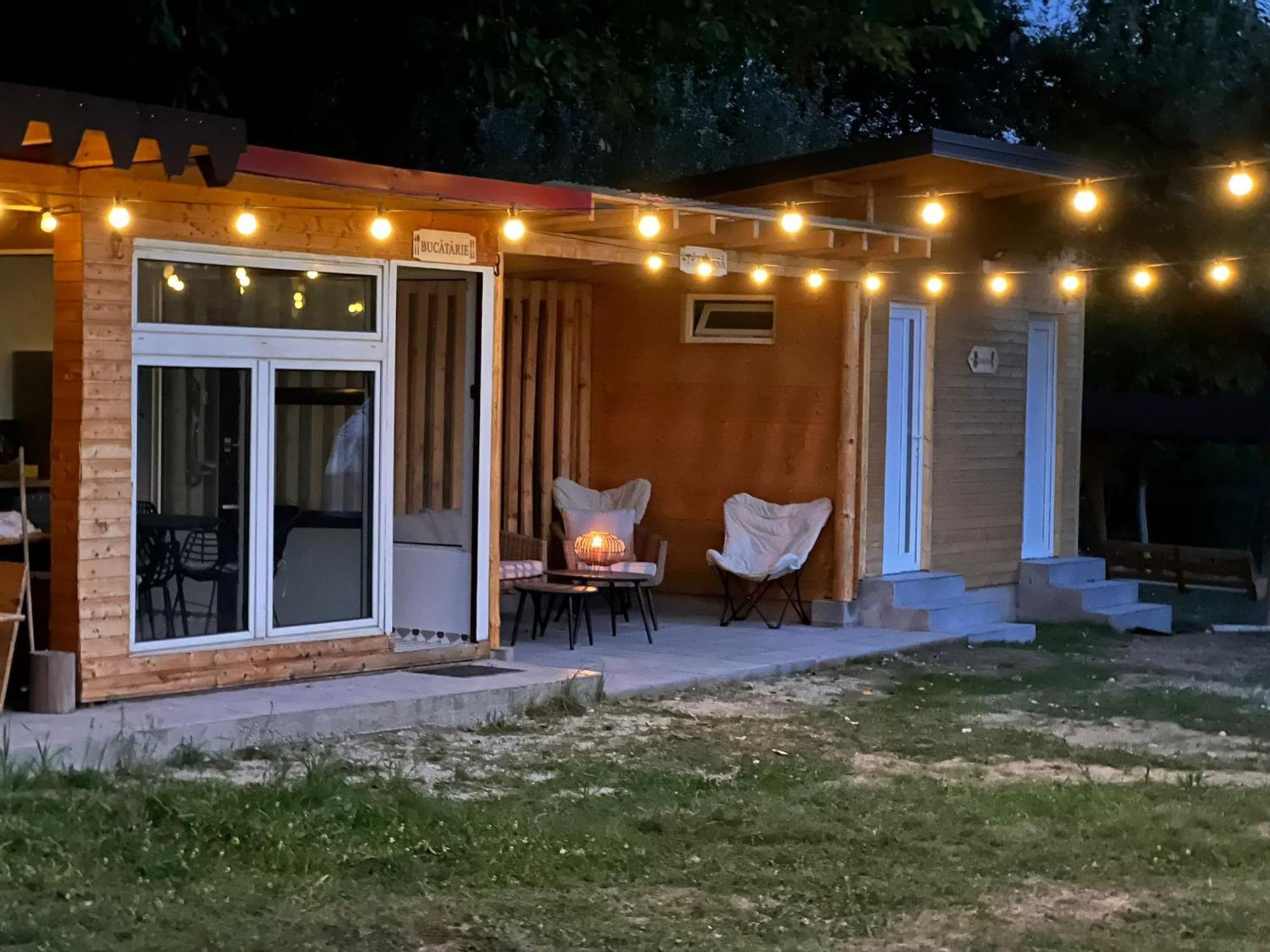 The Frog Glamping Hotel Horezu Ngoại thất bức ảnh