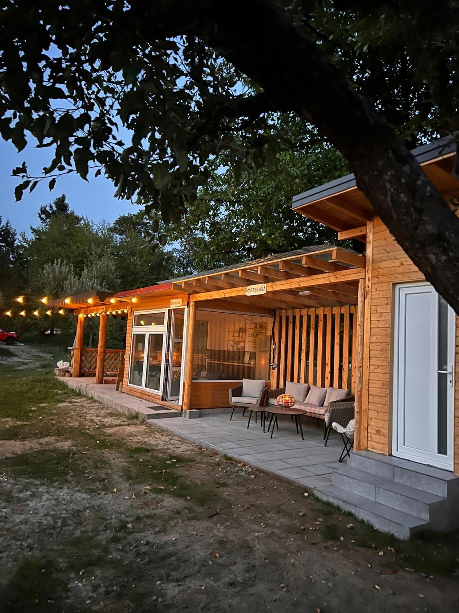 The Frog Glamping Hotel Horezu Ngoại thất bức ảnh